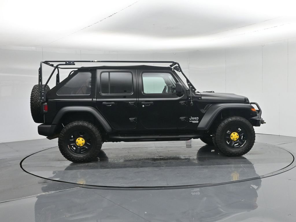 Used 2018 Jeep Wrangler Unlimited Sport image 31