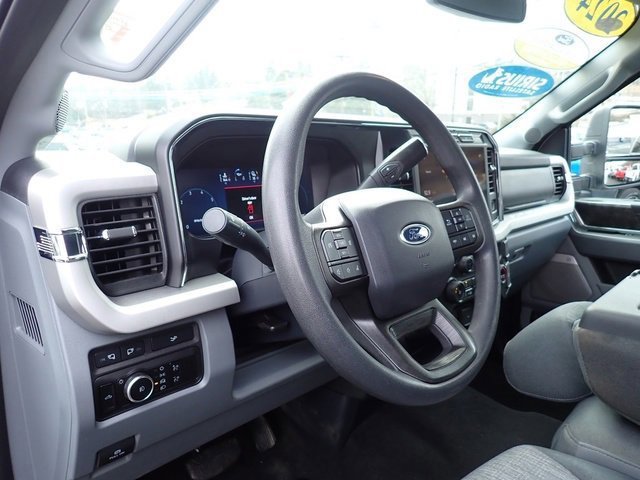 Certified 2024 Ford F350 XLT w/ XLT Premium Package image 17