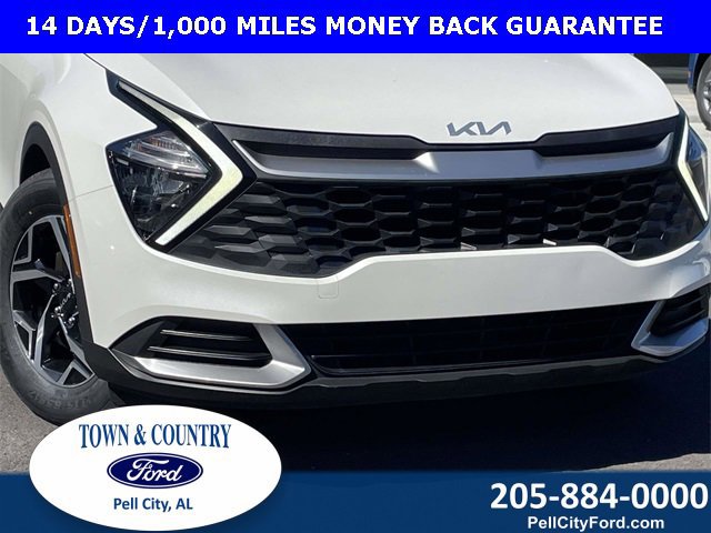 Used 2023 Kia Sportage LX image 9