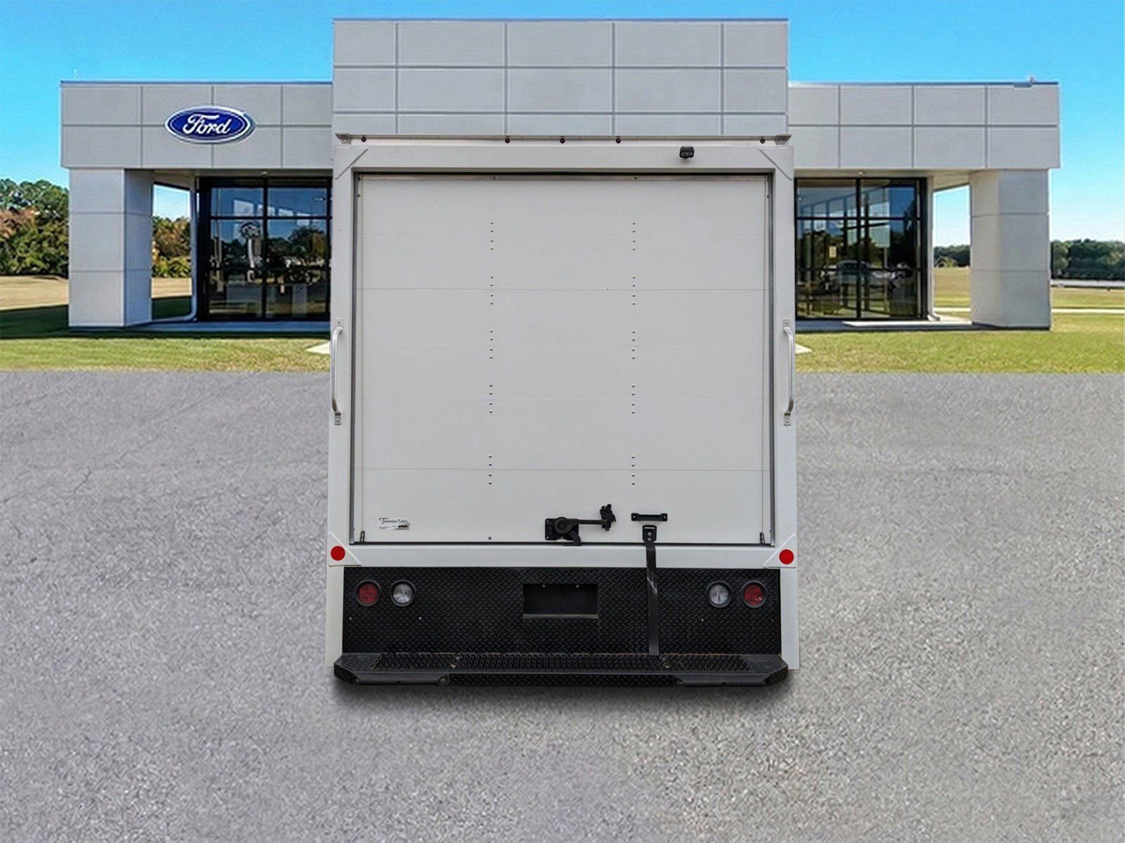 Certified 2024 Ford E-450 and Econoline 450 Super Duty w/ Driver's Safety Package video 3