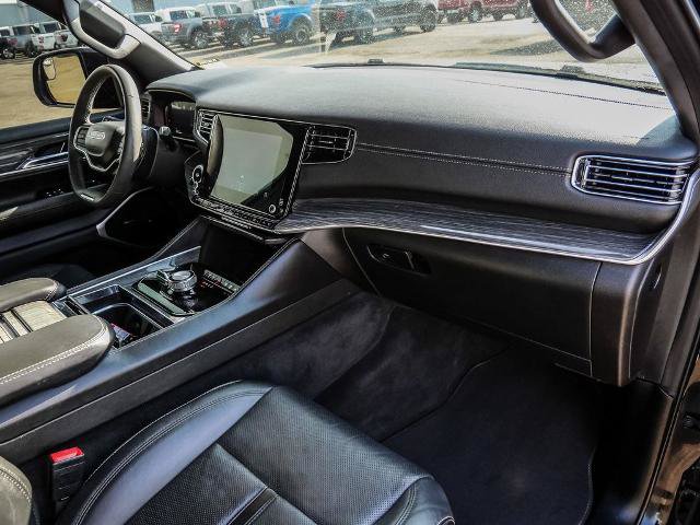 Used 2022 Jeep Wagoneer Series II AWD/4WD image 16
