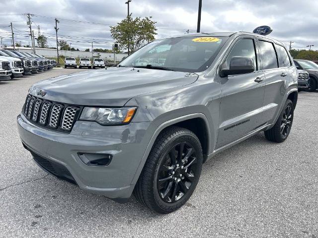 Used 2021 Jeep Grand Cherokee Laredo X AWD/4WD image 8