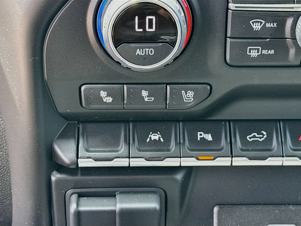Used 2022 Chevrolet Silverado 1500 High Country AWD/4WD image 21