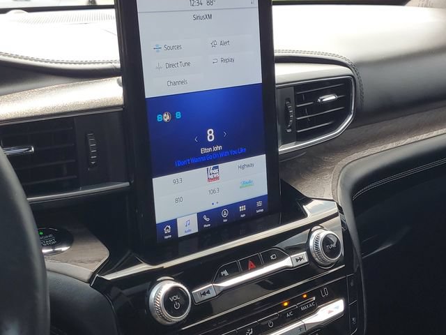 Certified 2021 Ford Explorer Platinum w/ Equipment Group 601A AWD/4WD image 21