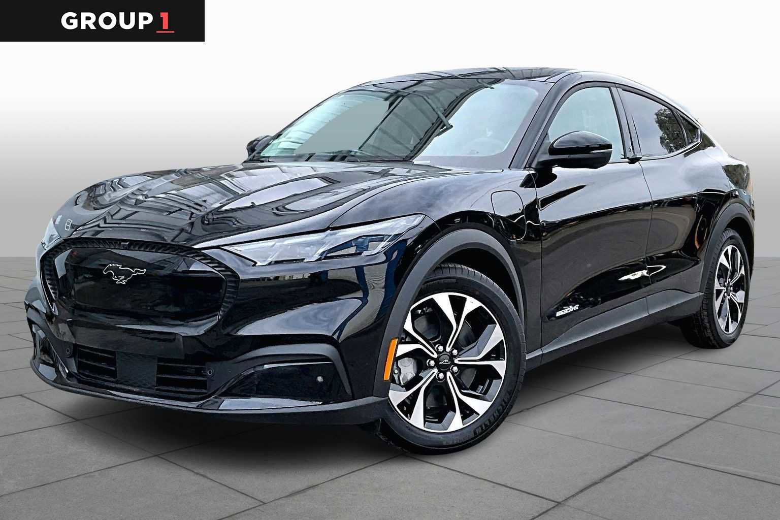 Certified 2025 Ford Mustang Mach-E Select image 5