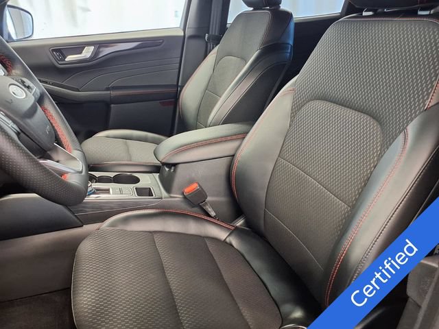 Certified 2024 Ford Escape ST-Line w/ Tech Pack #1 AWD/4WD image 3