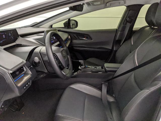 Used 2025 Toyota Prius XLE image 22