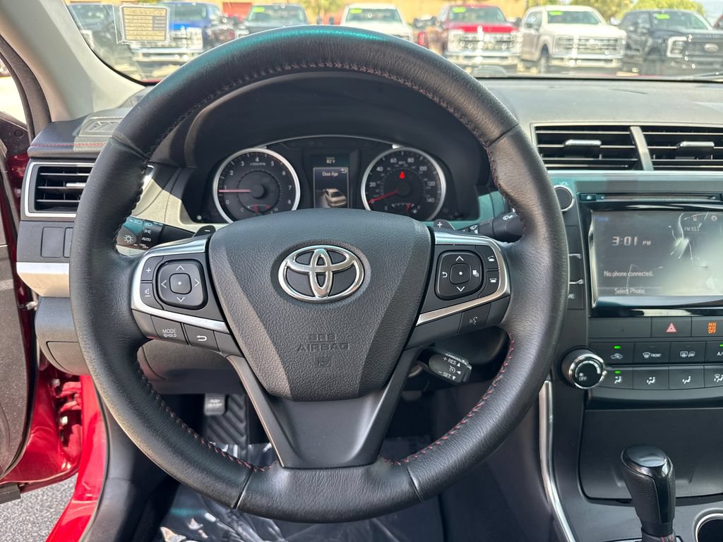 Used 2017 Toyota Camry SE FWD image 14