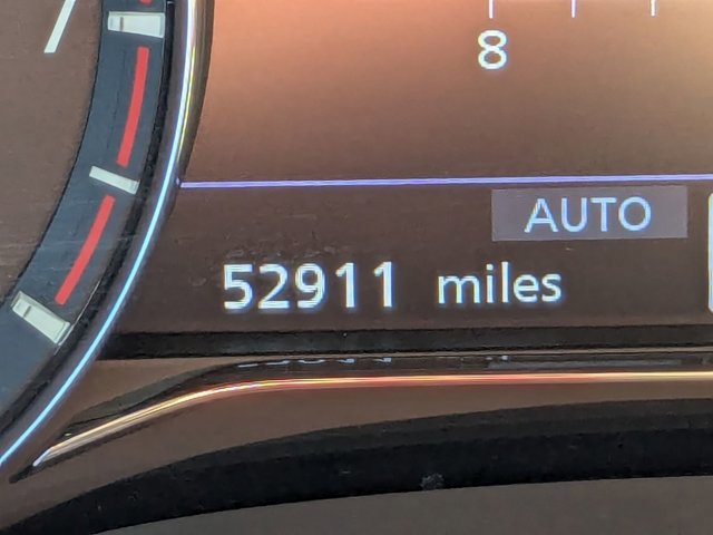 Used 2021 INFINITI QX80 Sensory w/ All-Season Package image 23