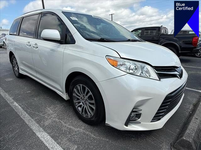 Used 2020 Toyota Sienna XLE