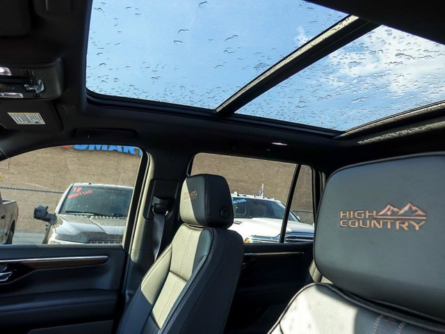 Used 2026 Chevrolet Tahoe High Country w/ Sun And Tow Package AWD/4WD image 14