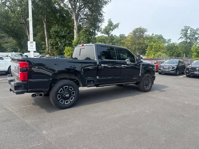 Certified 2024 Ford F350 Platinum w/ FX4 Off-Road Package AWD/4WD image 8