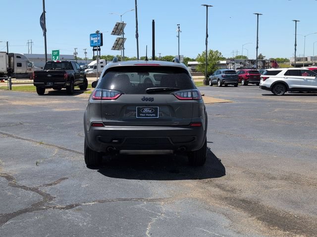 Used 2020 Jeep Cherokee Latitude AWD/4WD image 6
