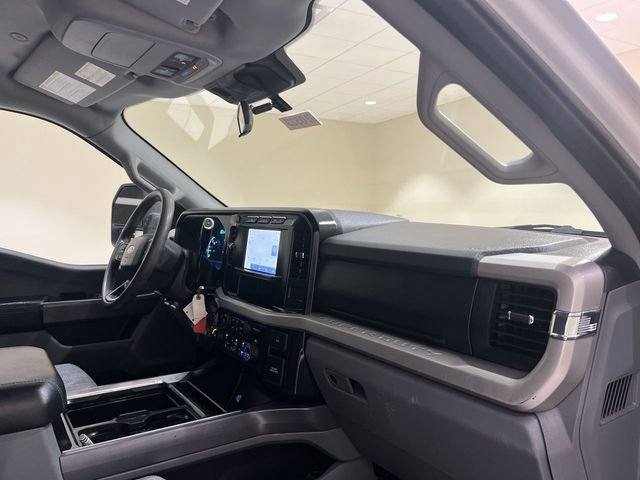 Certified 2024 Ford F250 XLT w/ FX4 Off-Road Package AWD/4WD image 23