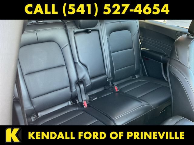 Certified 2025 Ford Escape Platinum AWD/4WD image 22