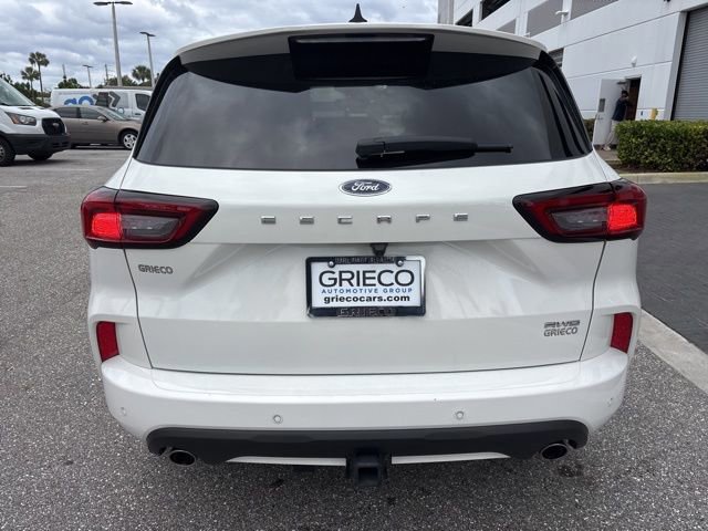 Certified 2024 Ford Escape ST-Line Select w/ Tech Pack #2 image 3