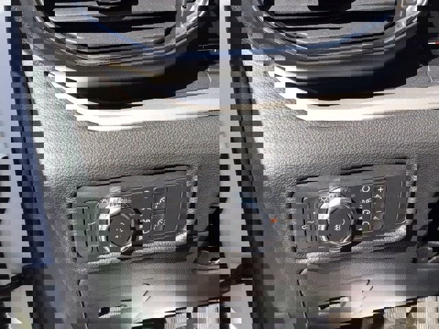 Certified 2022 Ford Explorer XLT w/ Equipment Group 202A image 19