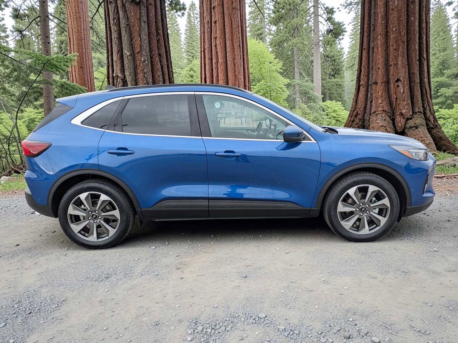 Certified 2023 Ford Escape Platinum w/ Premium Technology Package AWD/4WD image 7