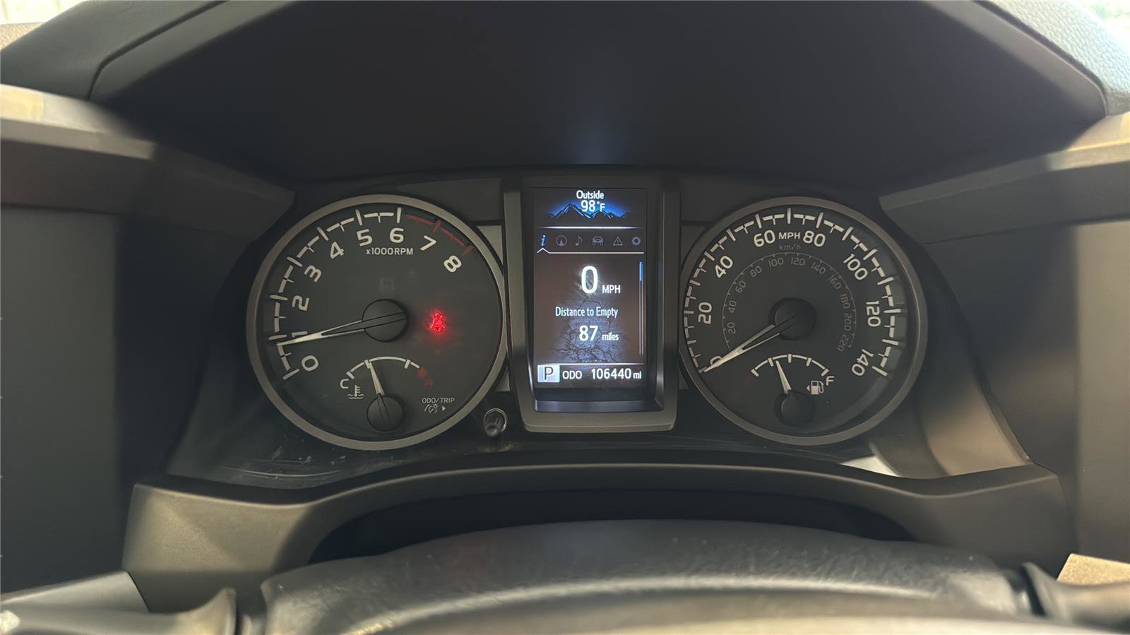 Used 2018 Toyota Tacoma TRD Off-Road w/ Technology Package AWD/4WD image 15