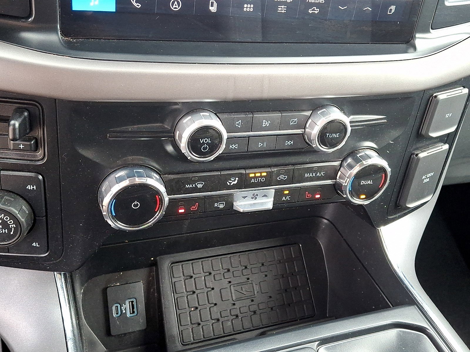 Certified 2024 Ford F150 XLT w/ Equipment Group 302A MID image 14