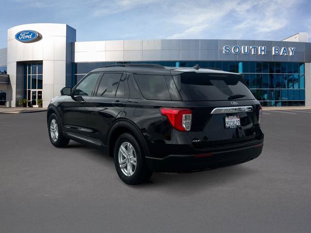 Certified 2023 Ford Explorer XLT RWD image 3