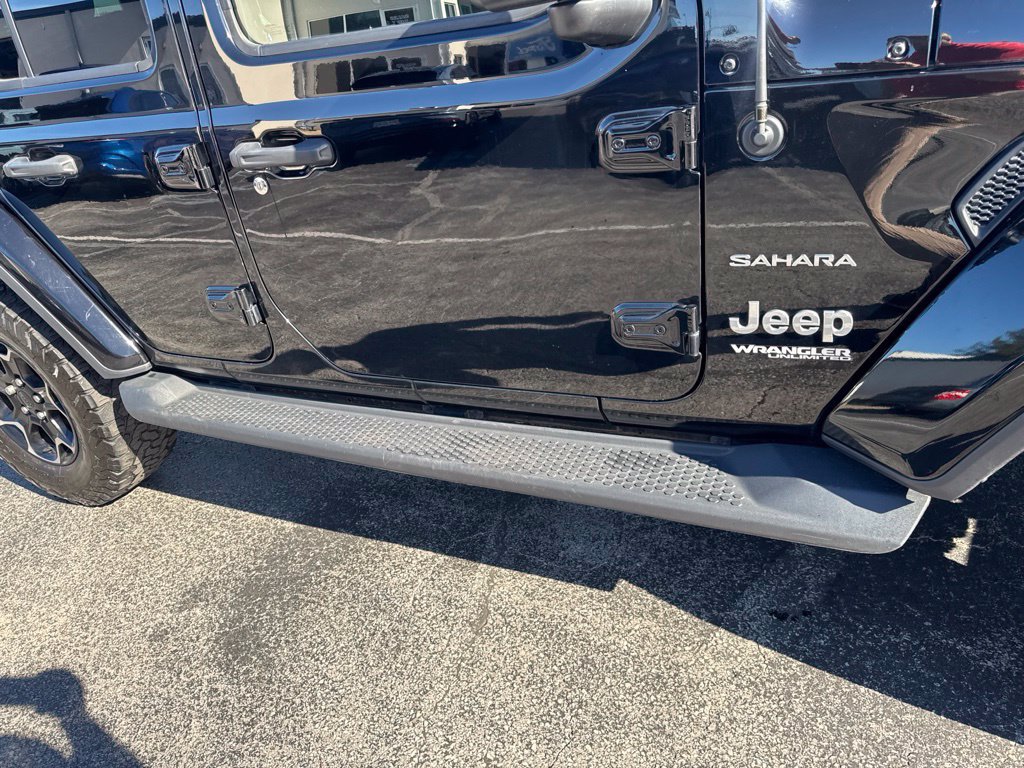 Used 2019 Jeep Wrangler Unlimited Sahara w/ Uconnect 4C Nav & Sound Group AWD/4WD image 39