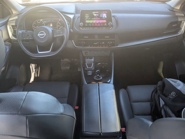 Used 2024 Nissan Rogue SV w/ SV Premium Package image 32