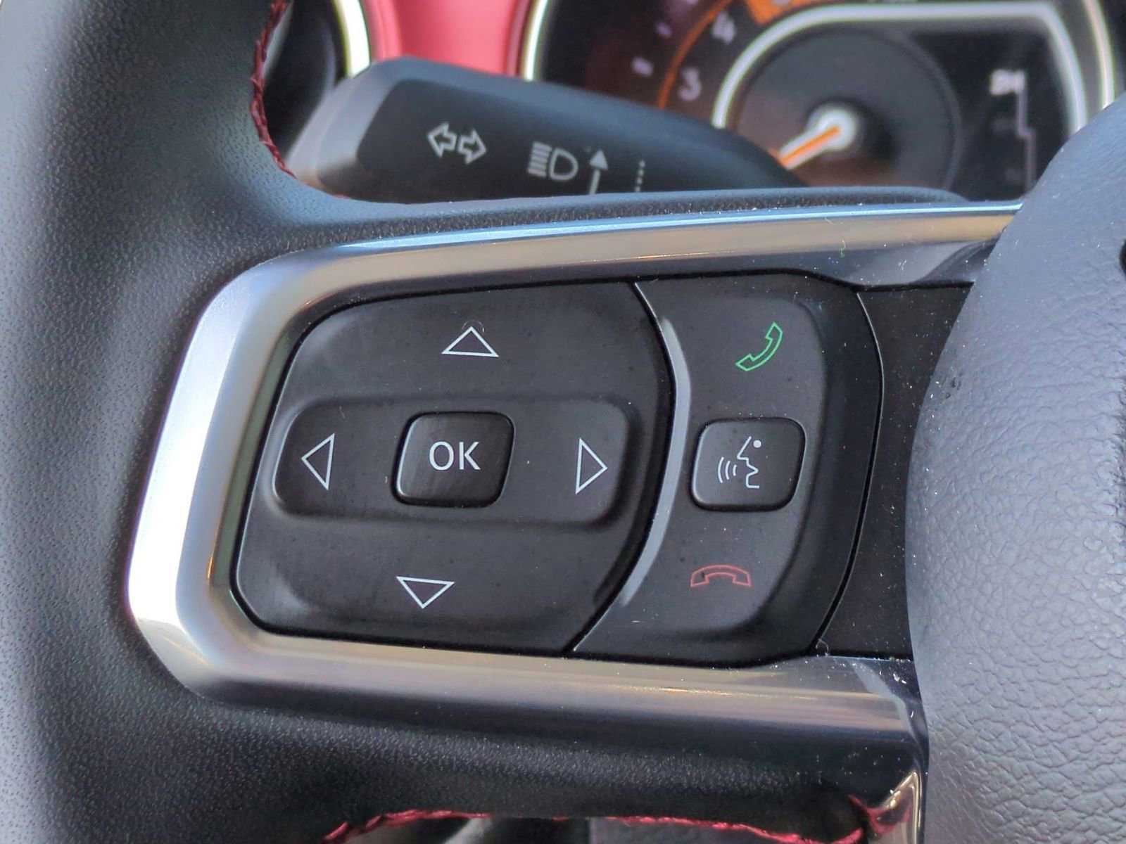 Used 2023 Jeep Gladiator Rubicon w/ Cold Weather Group image 28