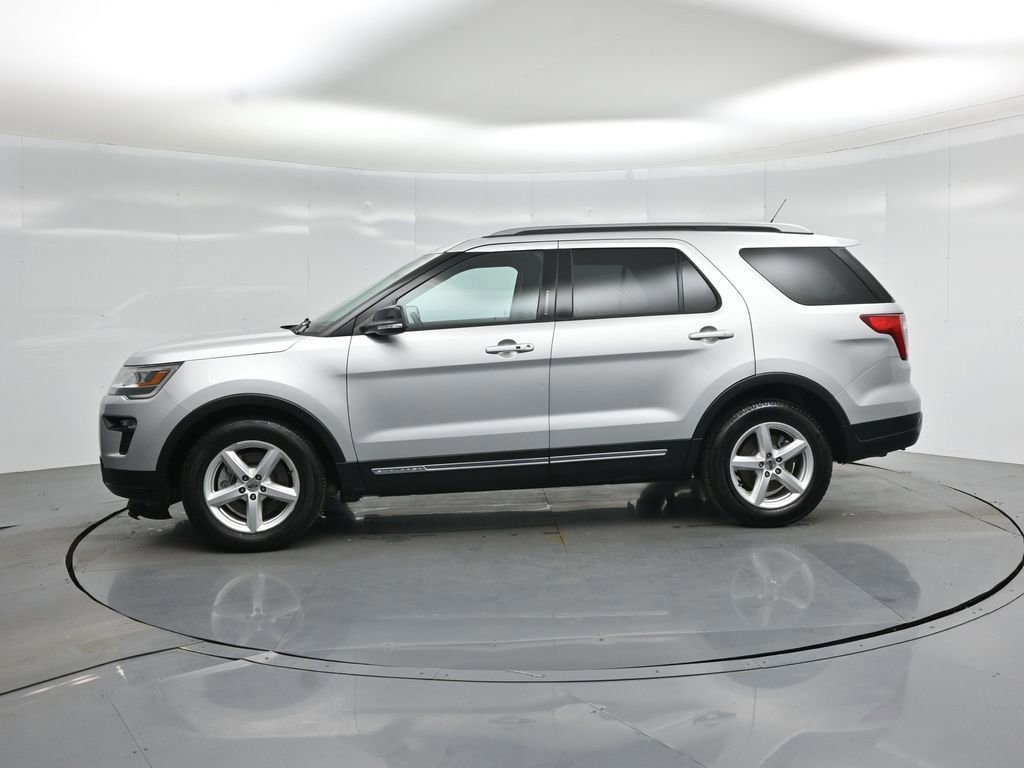 Certified 2018 Ford Explorer XLT w/ Equipment Group 202A image 26
