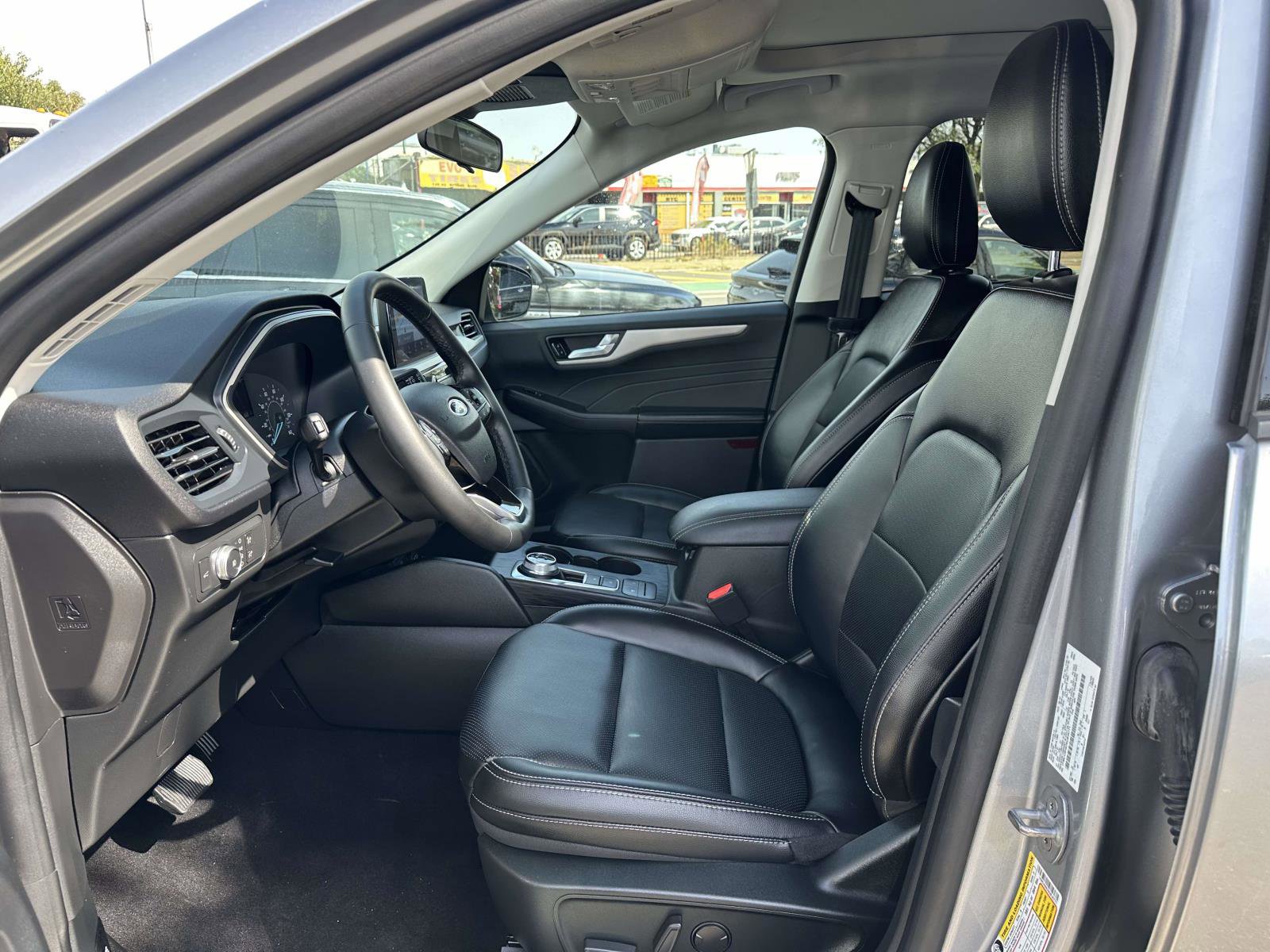 Certified 2022 Ford Escape SEL image 12