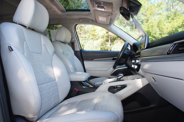 Used 2022 Kia Telluride SX w/ SX Prestige Package AWD/4WD image 11