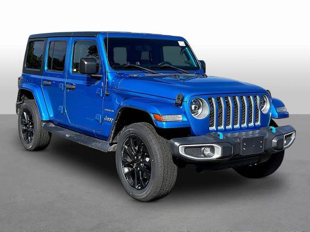 Used 2023 Jeep Wrangler Unlimited Sahara w/ Cold Weather Group AWD/4WD image 1