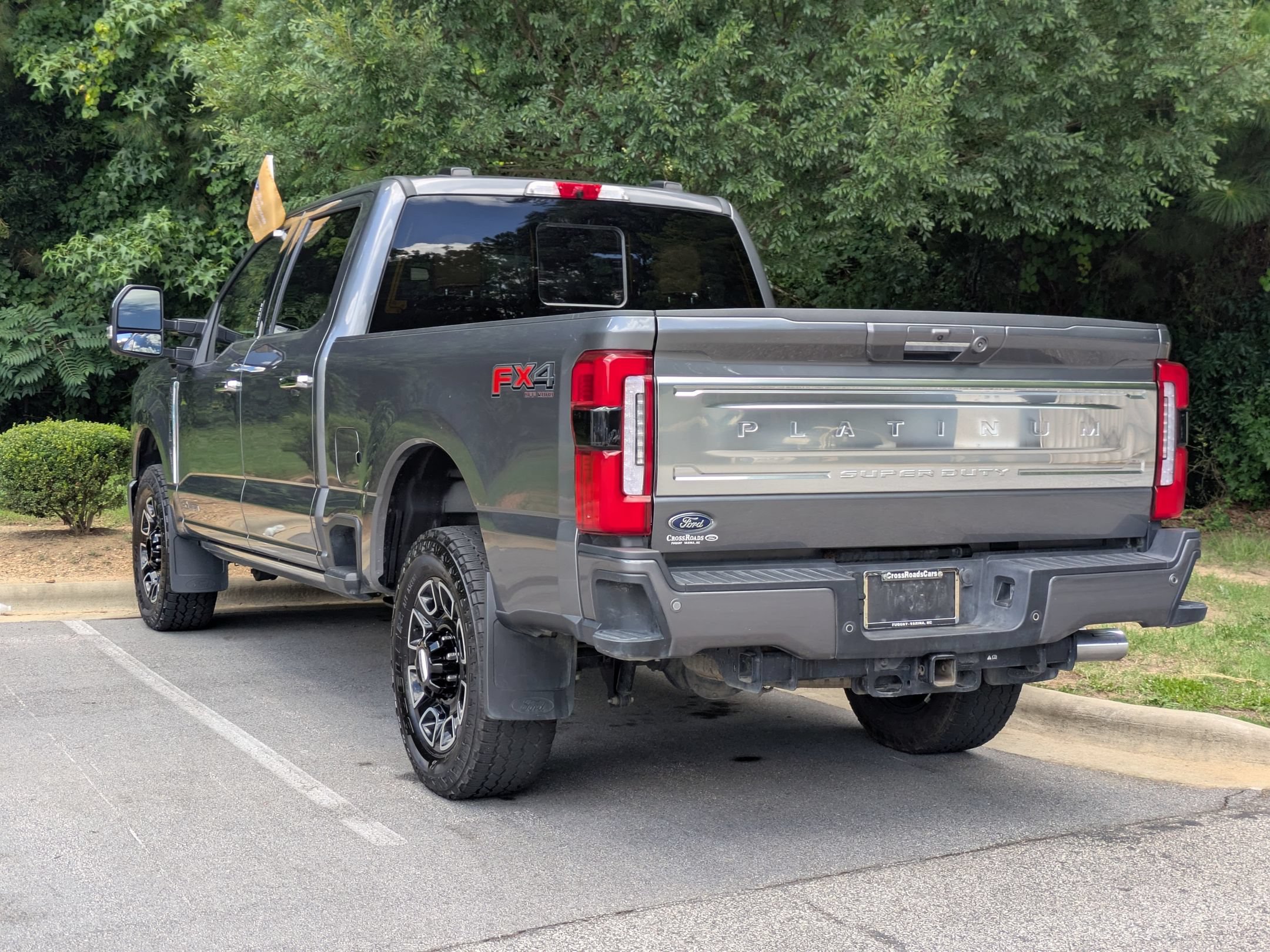 Certified 2024 Ford F250 Platinum w/ FX4 Off-Road Package AWD/4WD image 5