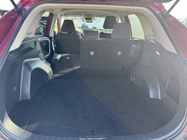 Used 2024 Toyota RAV4 LE image 28