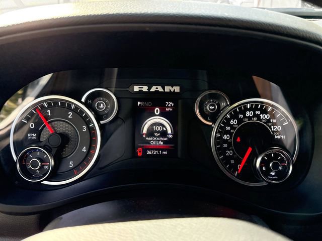Used 2024 RAM 3500 Big Horn AWD/4WD image 40