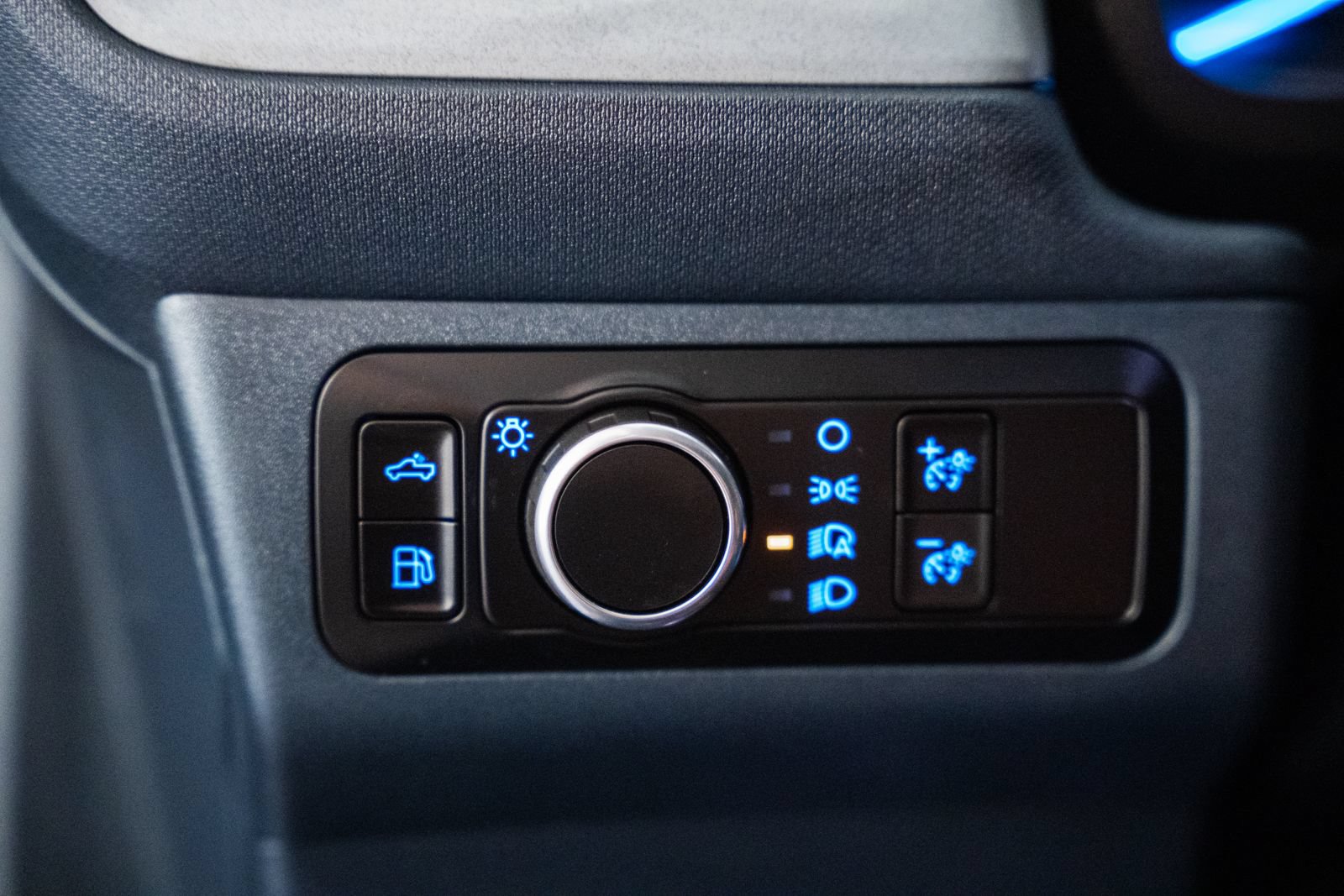 Certified 2023 Ford Maverick Lariat w/ Lariat Luxury Package FWD image 39