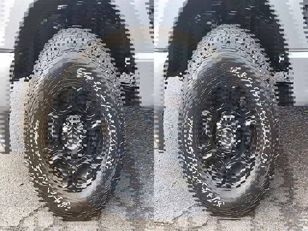 Certified 2024 Ford F350 XLT w/ XLT Premium Package image 8