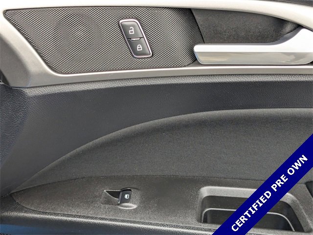 Certified 2020 Ford Fusion SE image 35