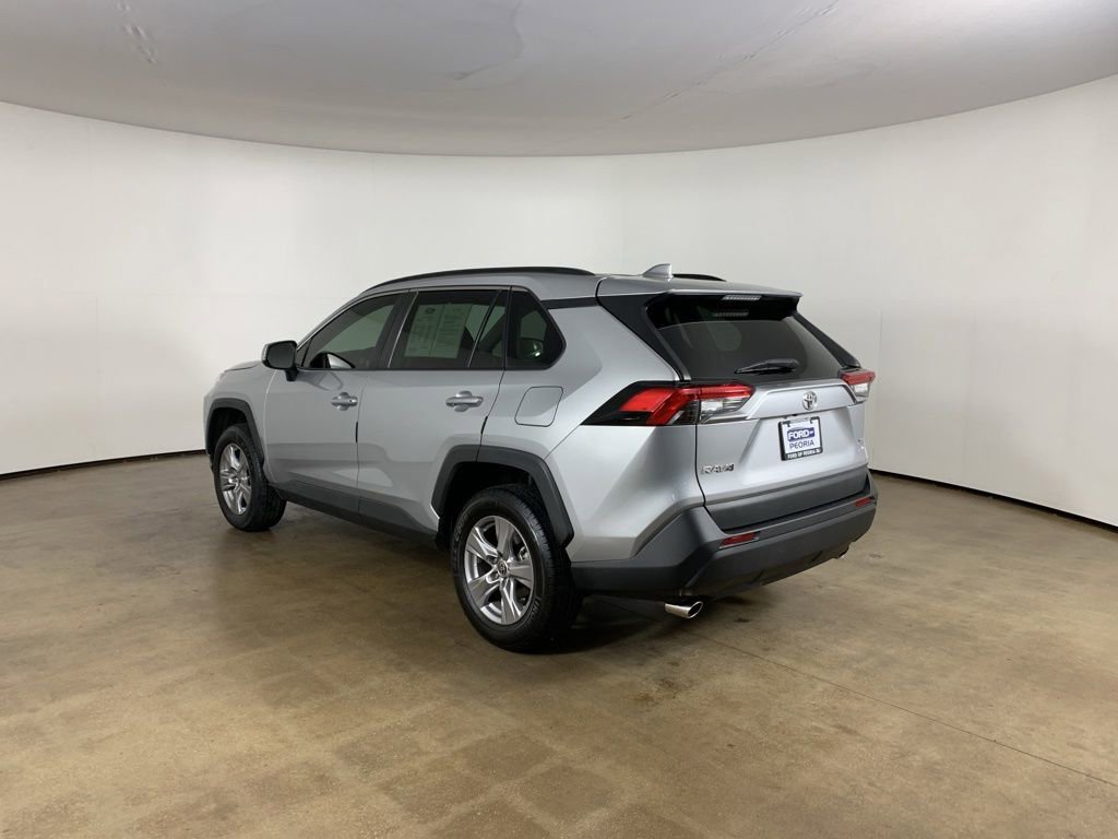 Used 2022 Toyota RAV4 XLE w/ Convenience Package AWD/4WD image 14