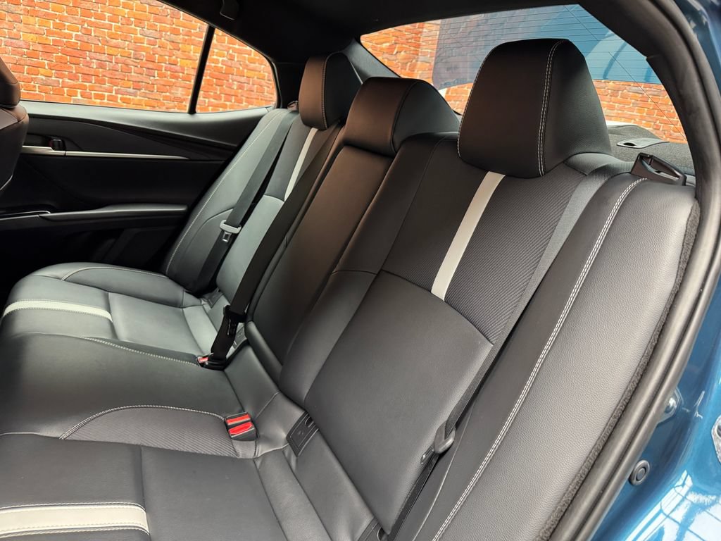 Used 2025 Toyota Camry SE FWD image 26