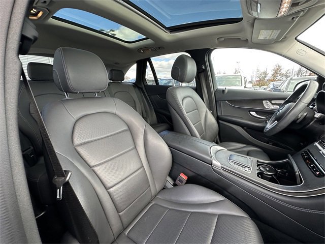 Used 2020 Mercedes-Benz GLC 300 4MATIC image 36