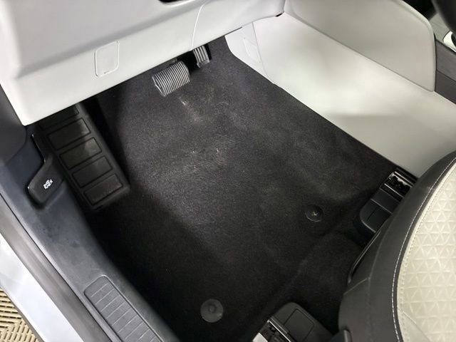 Certified 2025 Ford Escape Active AWD/4WD image 17