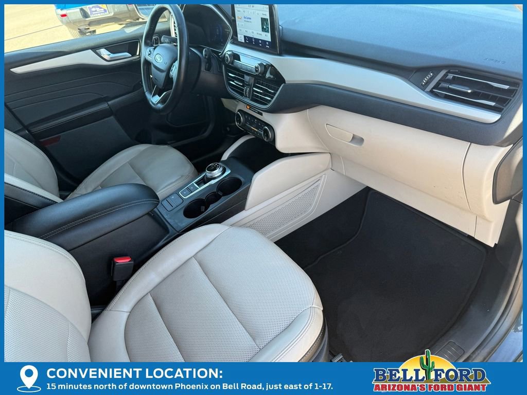 Certified 2022 Ford Escape SEL w/ Technology Package image 11