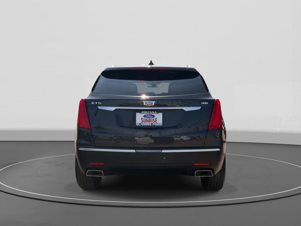 Used 2019 Cadillac XT5 FWD image 6