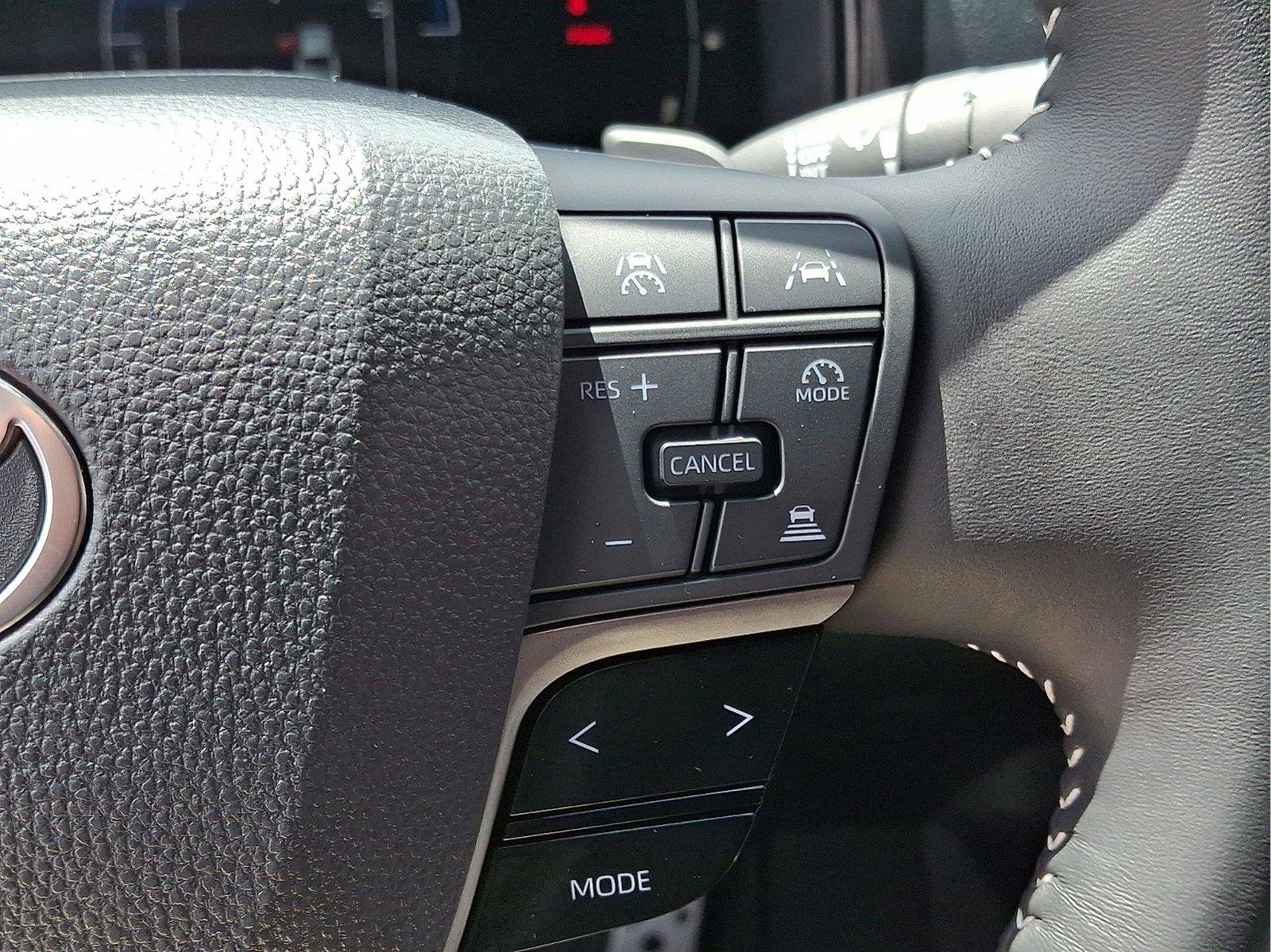 Used 2025 Toyota Camry SE FWD image 20