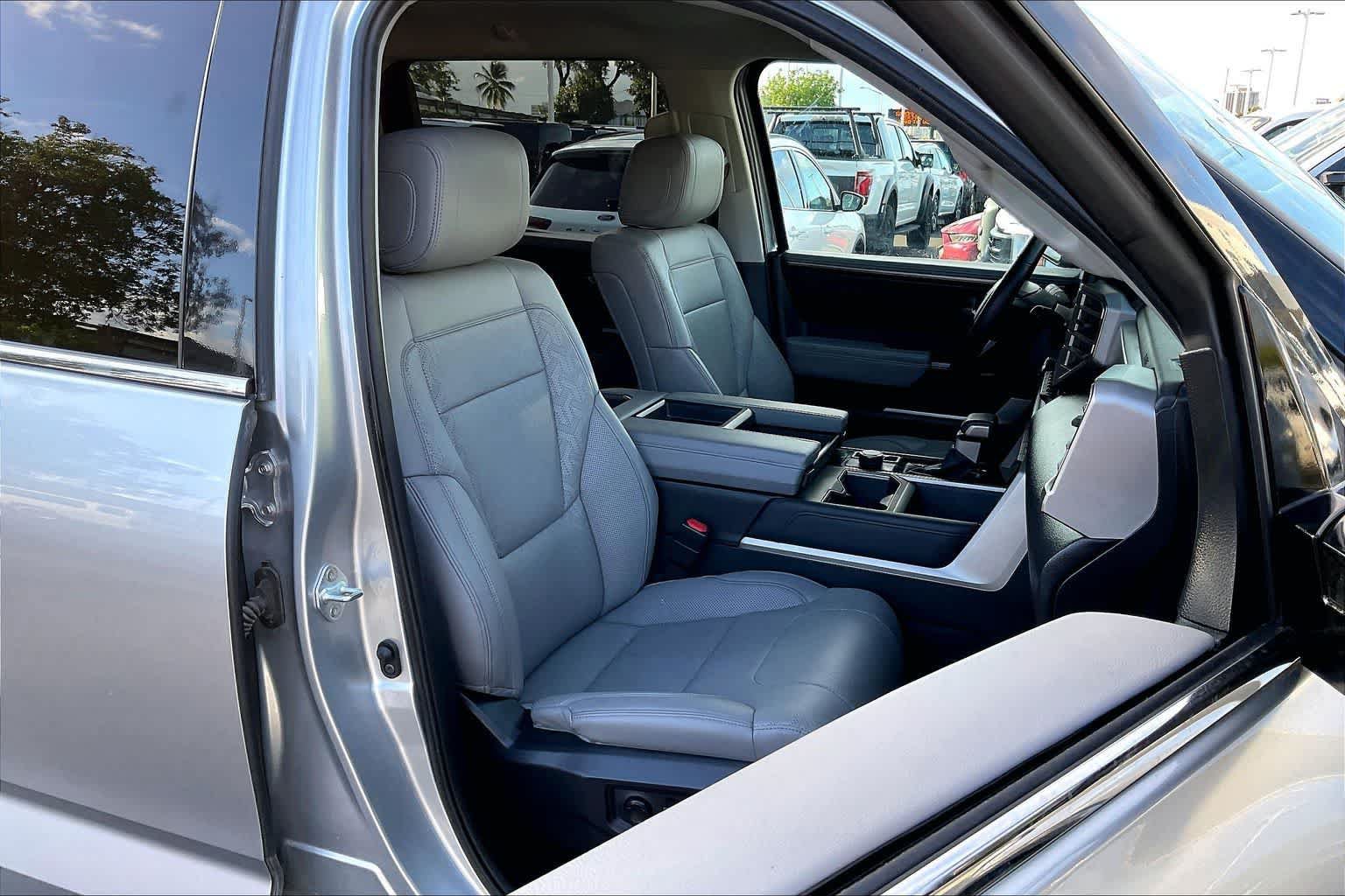 Used 2023 Toyota Tundra Limited AWD/4WD image 13
