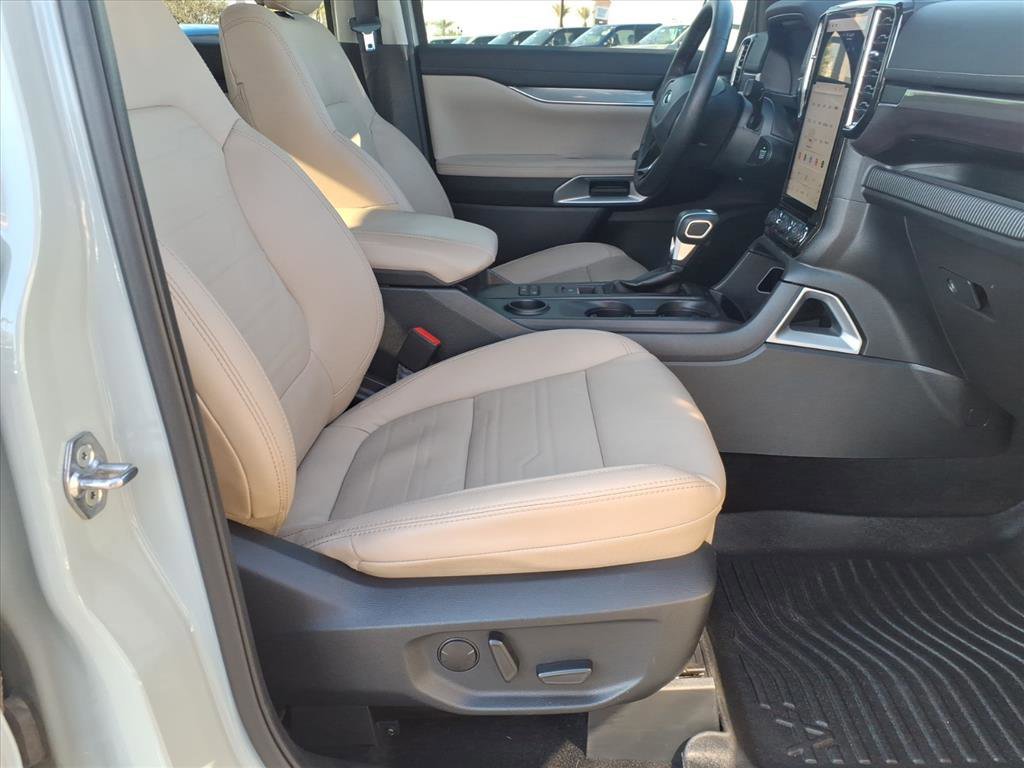 Certified 2024 Ford Ranger Lariat w/ Trailer Tow Package image 11