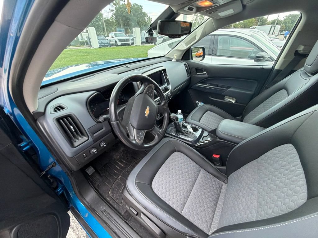 Used 2022 Chevrolet Colorado Z71 AWD/4WD image 12