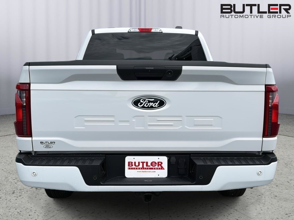 Certified 2024 Ford F150 XLT w/ XLT Black Appearance Package RWD image 5