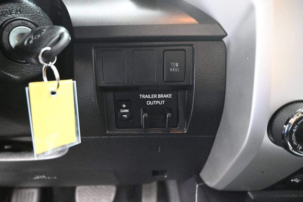 Used 2021 Toyota Tundra SR5 w/ Trail Edition AWD/4WD image 18